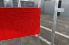 Dranghek 19 spijlen | Bevestiging popnagel rood