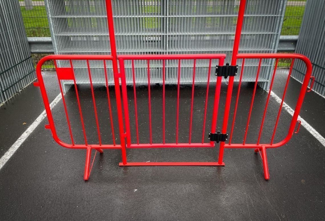 Dranghek Doorgang | Rood | Close-up