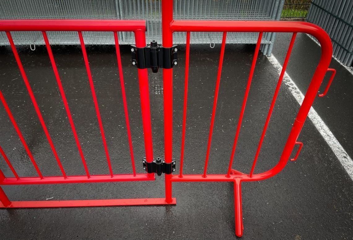 Dranghek Doorgang | Rood | Close-up