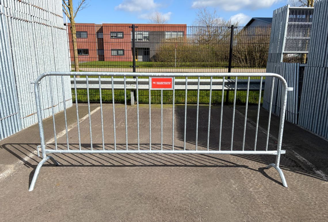 Sticker | Dranghek | 9 of 19 Spijlen | HR | Slagvaste | reclame | voorbeeld hek